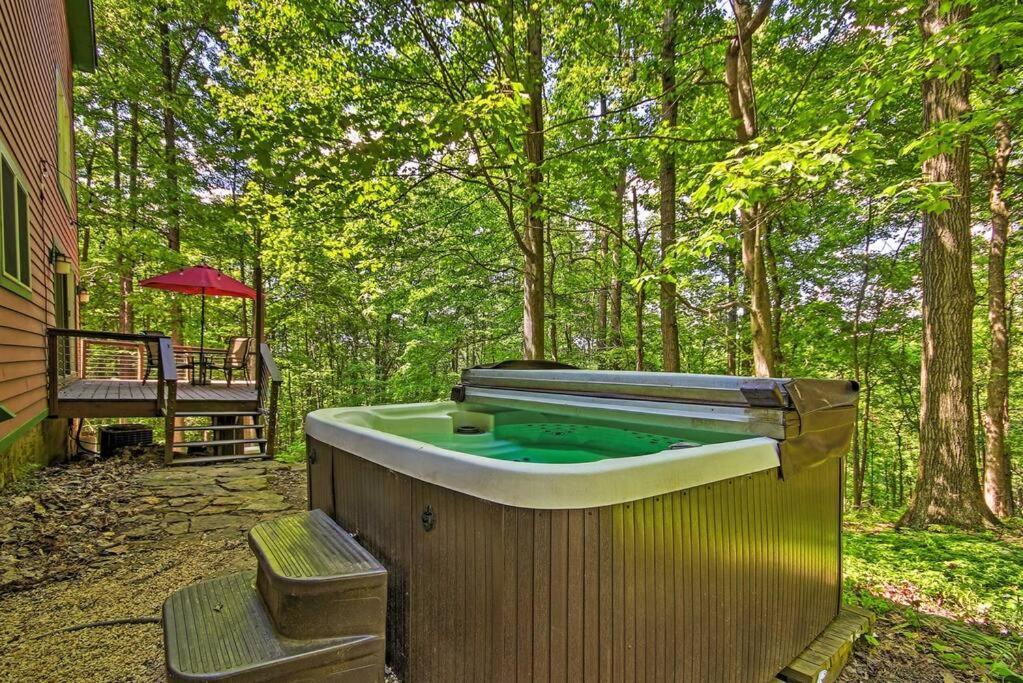 Вилла Bear'S Eye View - Mountain Retreat W/ Hot Tub! Acme Экстерьер фото